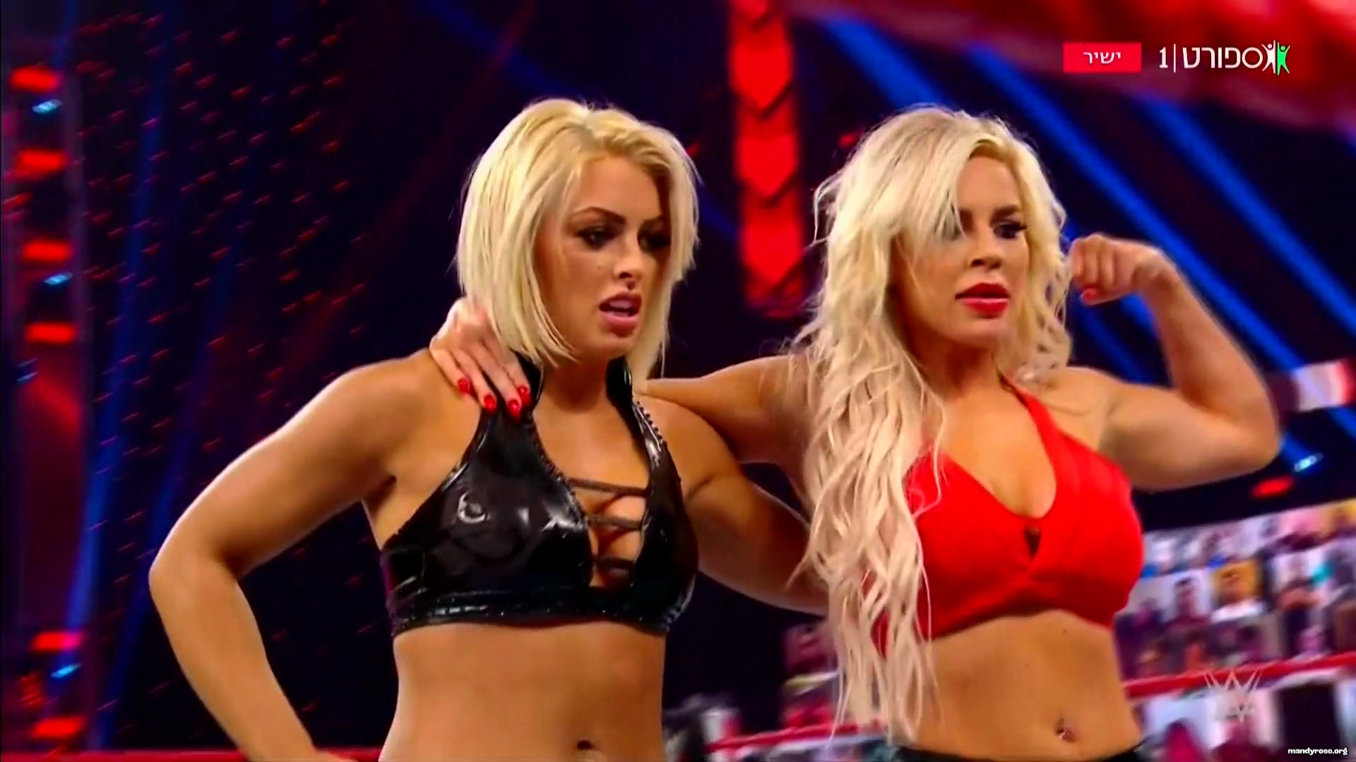 WWE_Monday_Night_Raw_2021_01_04_1080p_HDTV_x264-Star_mkv0183.jpg