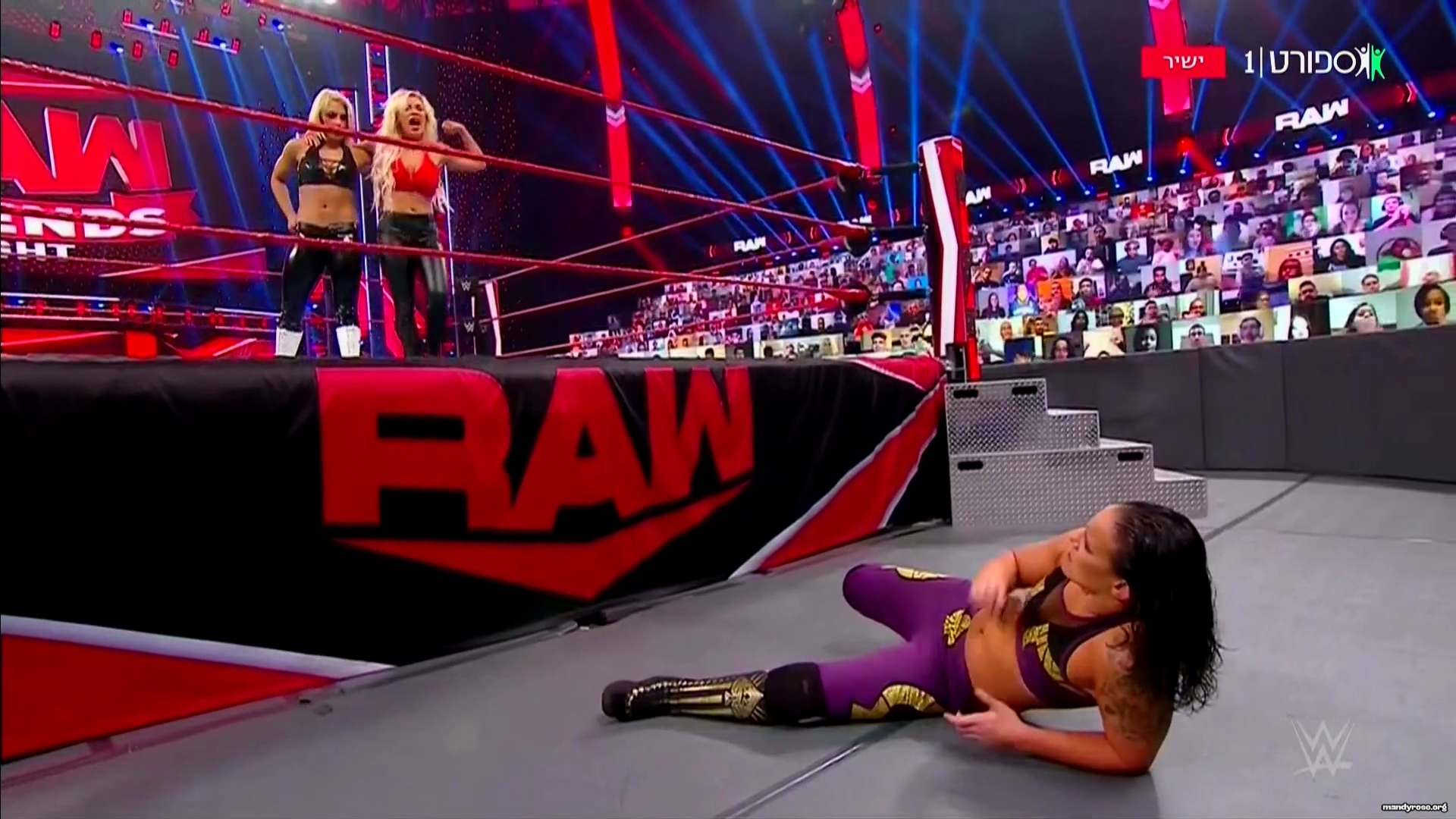 WWE_Monday_Night_Raw_2021_01_04_1080p_HDTV_x264-Star_mkv0184.jpg