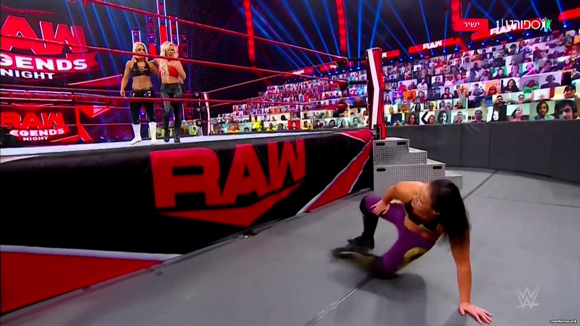 WWE_Monday_Night_Raw_2021_01_04_1080p_HDTV_x264-Star_mkv0189.jpg