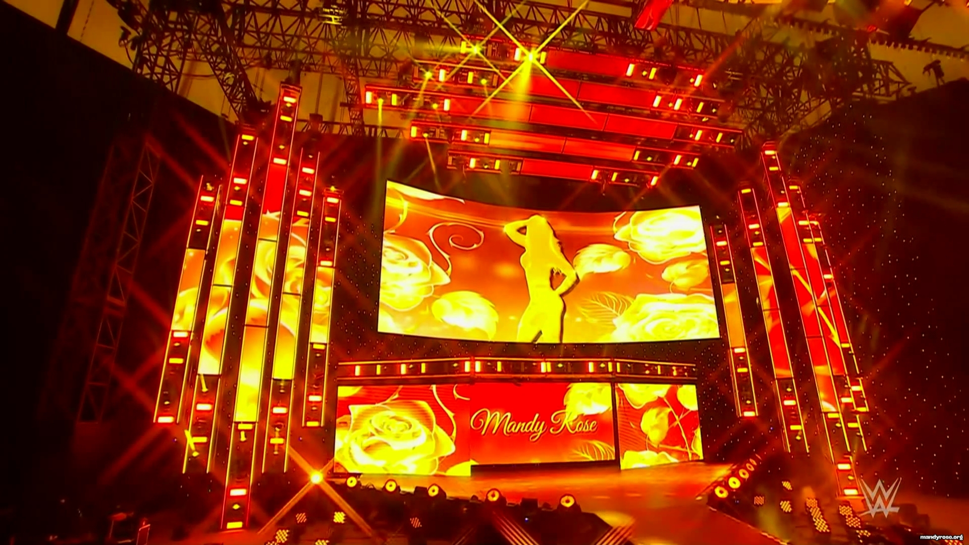 WWE_Monday_Night_Raw_2021_01_18_1080p_HDTV_x264-Star_mkv0031.jpg