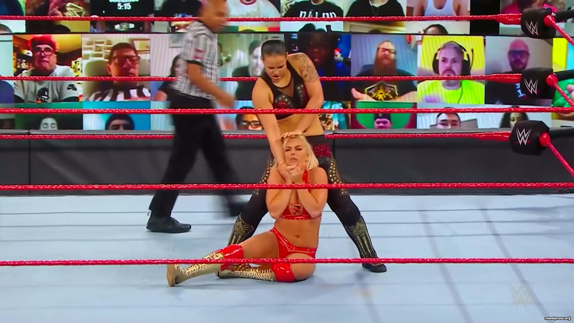 WWE_Monday_Night_Raw_2021_01_18_1080p_HDTV_x264-Star_mkv0378.jpg