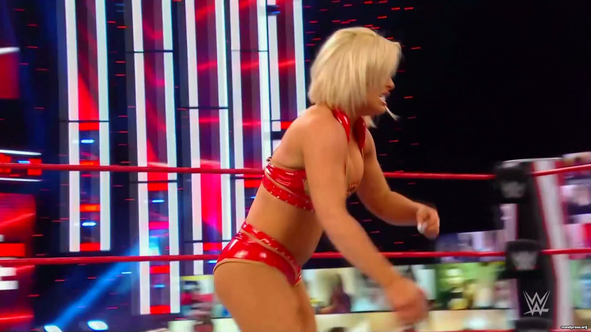 WWE_Monday_Night_Raw_2021_01_18_1080p_HDTV_x264-Star_mkv0500.jpg