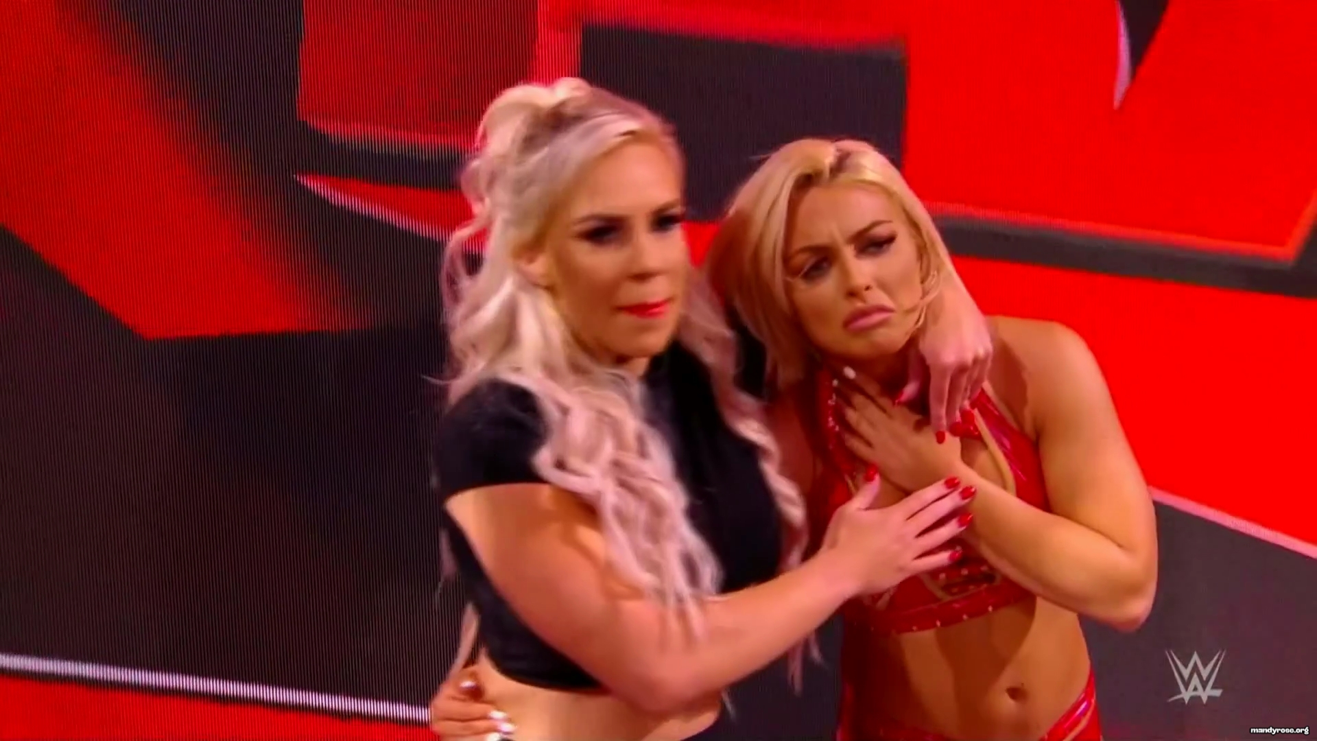 WWE_Monday_Night_Raw_2021_01_18_1080p_HDTV_x264-Star_mkv0647.jpg