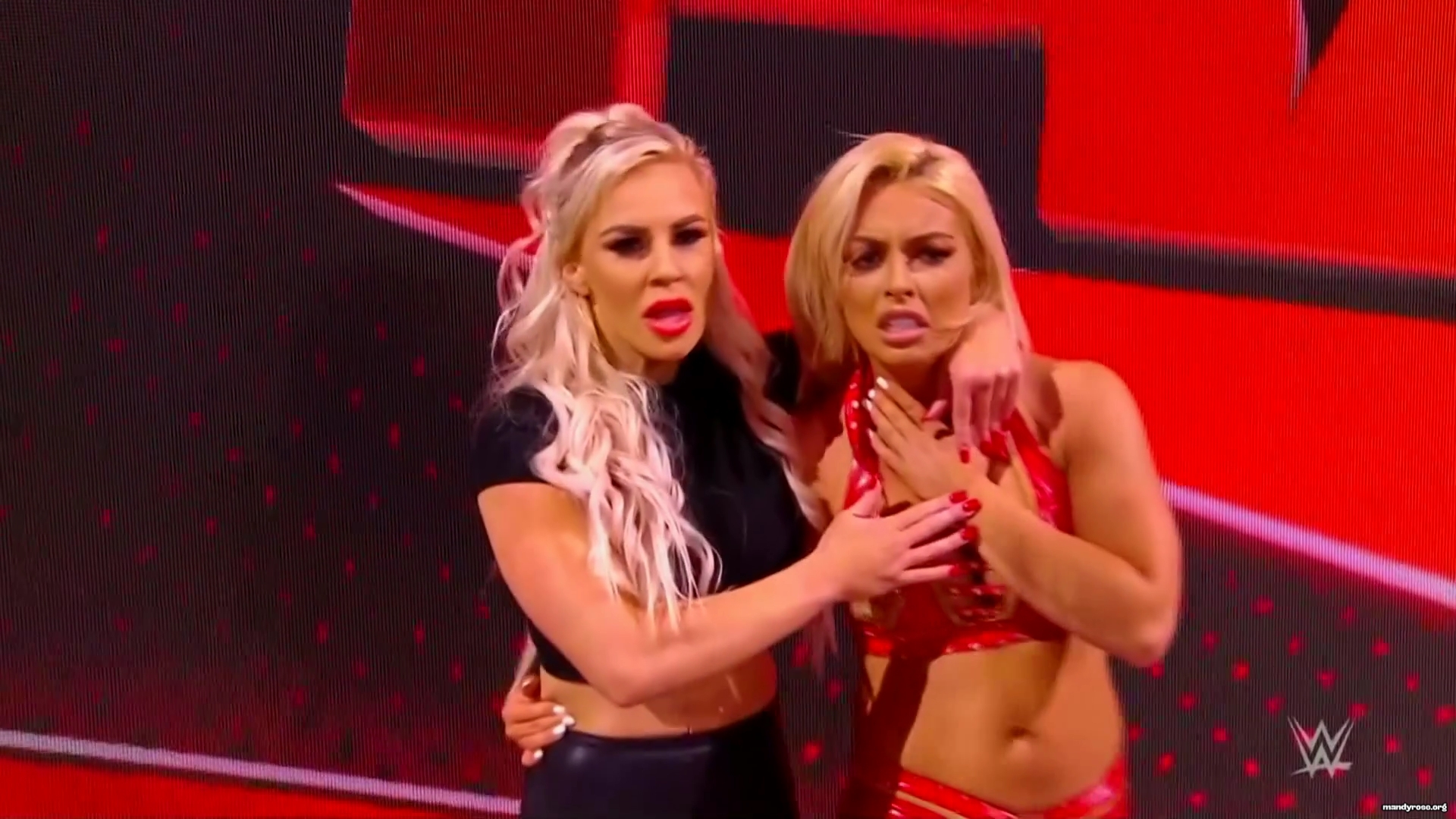 WWE_Monday_Night_Raw_2021_01_18_1080p_HDTV_x264-Star_mkv0648.jpg