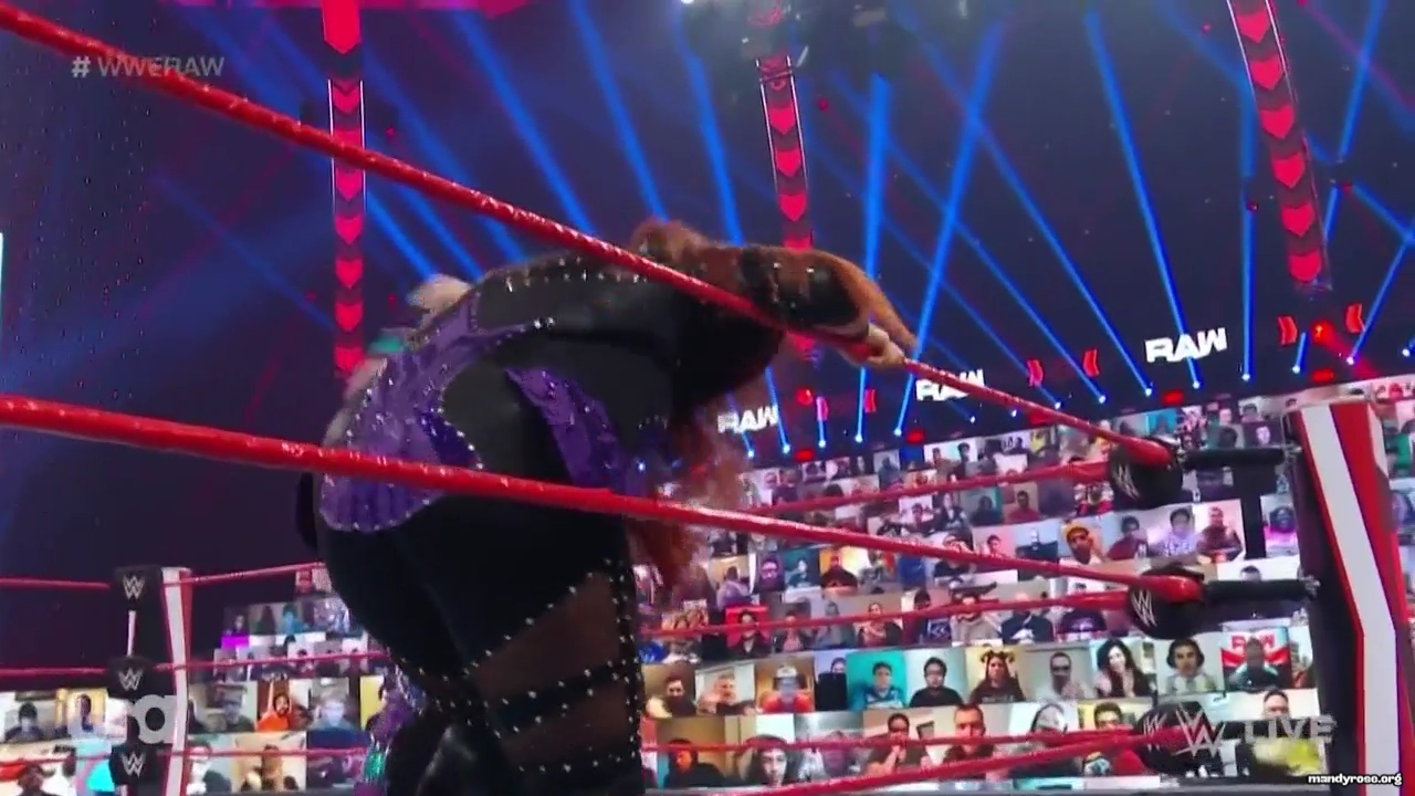 WWE_Monday_Night_Raw_2021_01_25_720p_HDTV_x264-NWCHD_mp40365.jpg