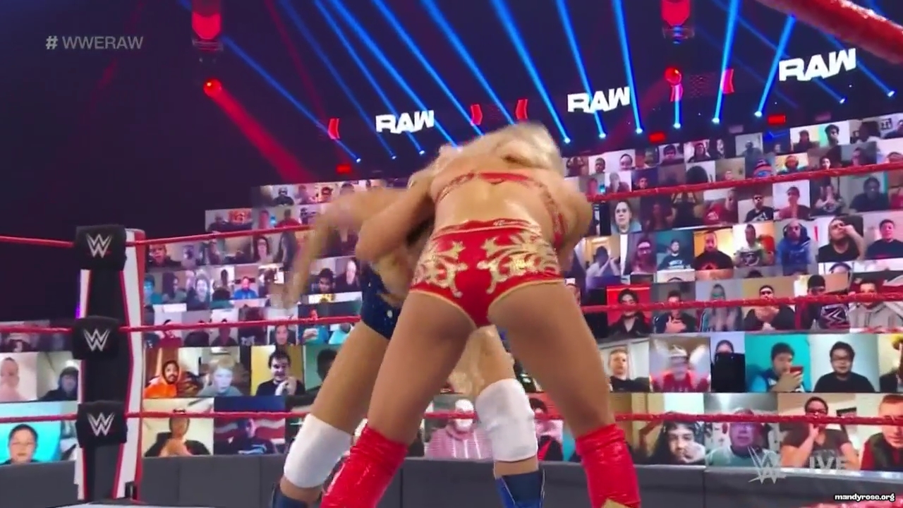 WWE_Monday_Night_Raw_2021_01_25_720p_HDTV_x264-NWCHD_mp40381.jpg
