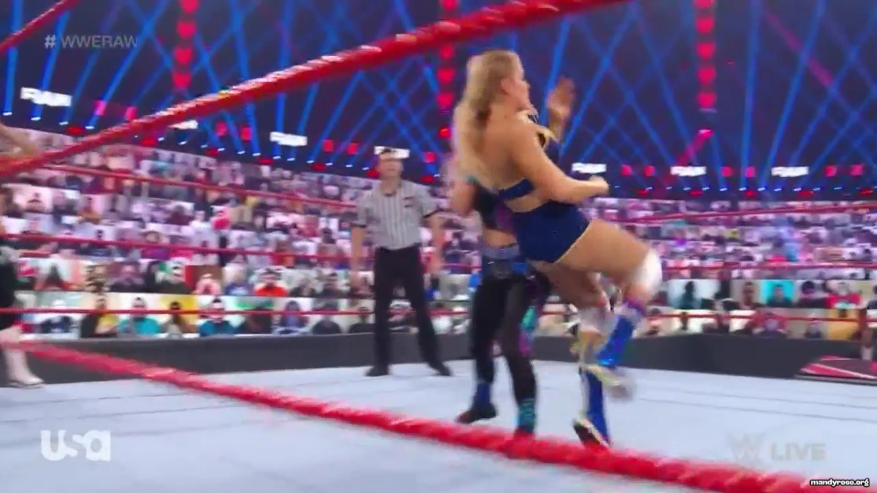 WWE_Monday_Night_Raw_2021_01_25_720p_HDTV_x264-NWCHD_mp40495.jpg