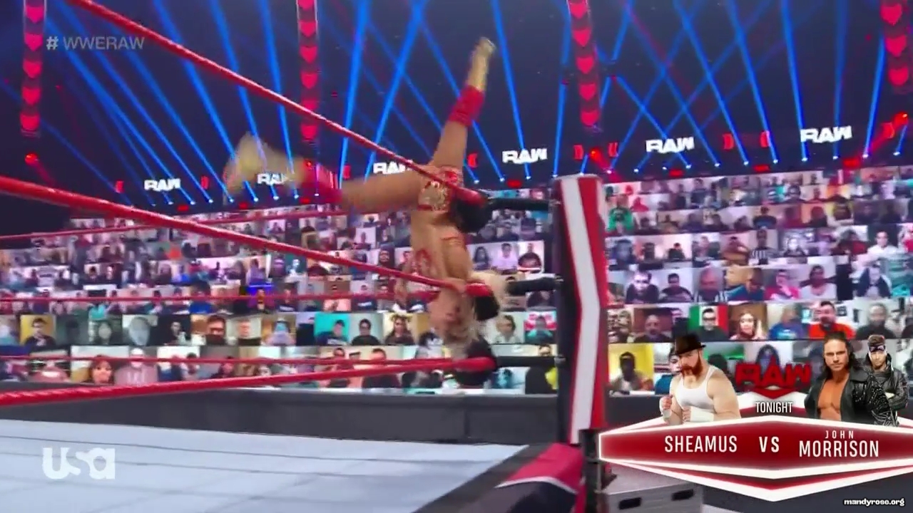 WWE_Monday_Night_Raw_2021_01_25_720p_HDTV_x264-NWCHD_mp40637.jpg