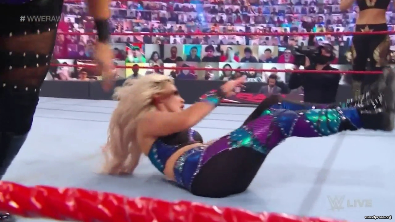 WWE_Monday_Night_Raw_2021_01_25_720p_HDTV_x264-NWCHD_mp40754.jpg