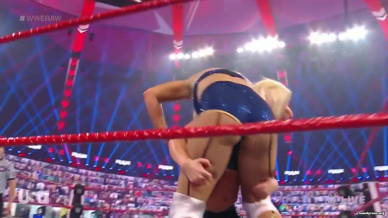 WWE_Monday_Night_Raw_2021_01_25_720p_HDTV_x264-NWCHD_mp40914.jpg