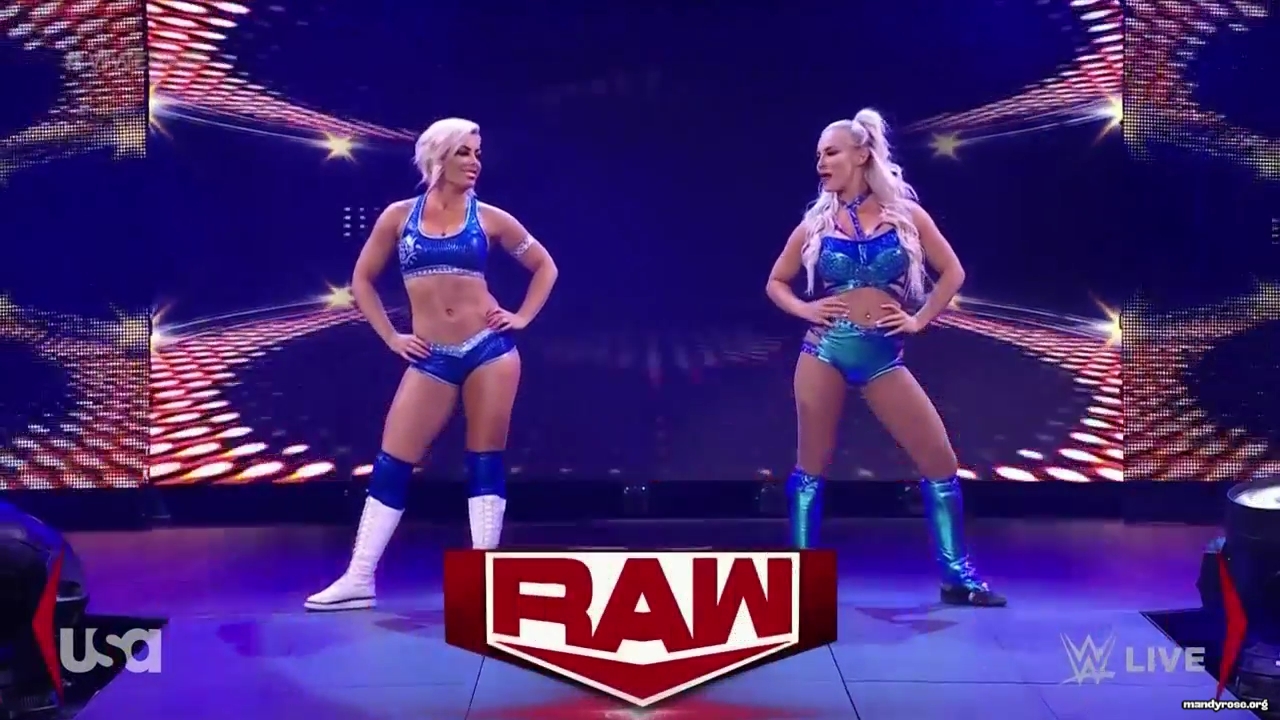 WWE_Monday_Night_Raw_2021_02_01_720p_HDTV_x264-NWCHD_mp40030.jpg