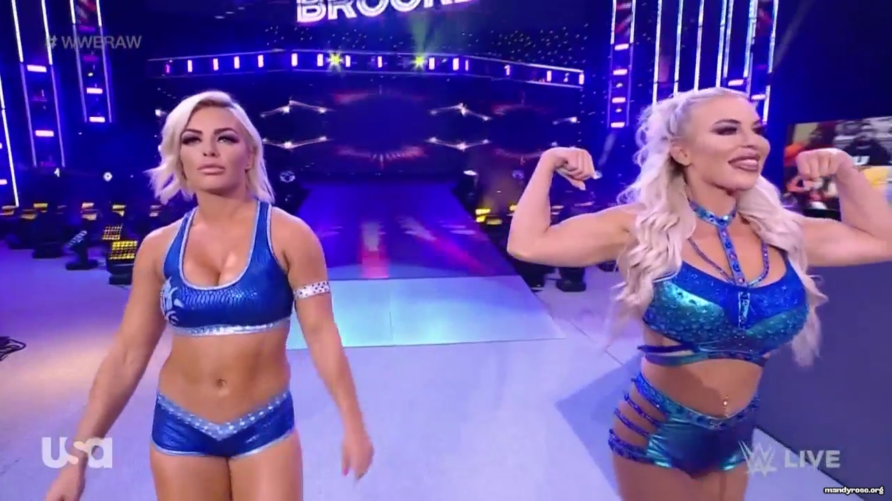 WWE_Monday_Night_Raw_2021_02_01_720p_HDTV_x264-NWCHD_mp40043.jpg