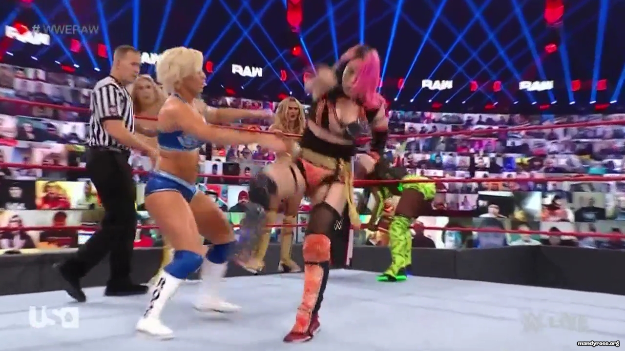 WWE_Monday_Night_Raw_2021_02_01_720p_HDTV_x264-NWCHD_mp40209.jpg