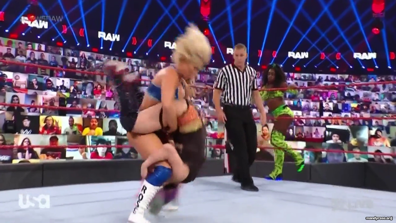 WWE_Monday_Night_Raw_2021_02_01_720p_HDTV_x264-NWCHD_mp40211.jpg