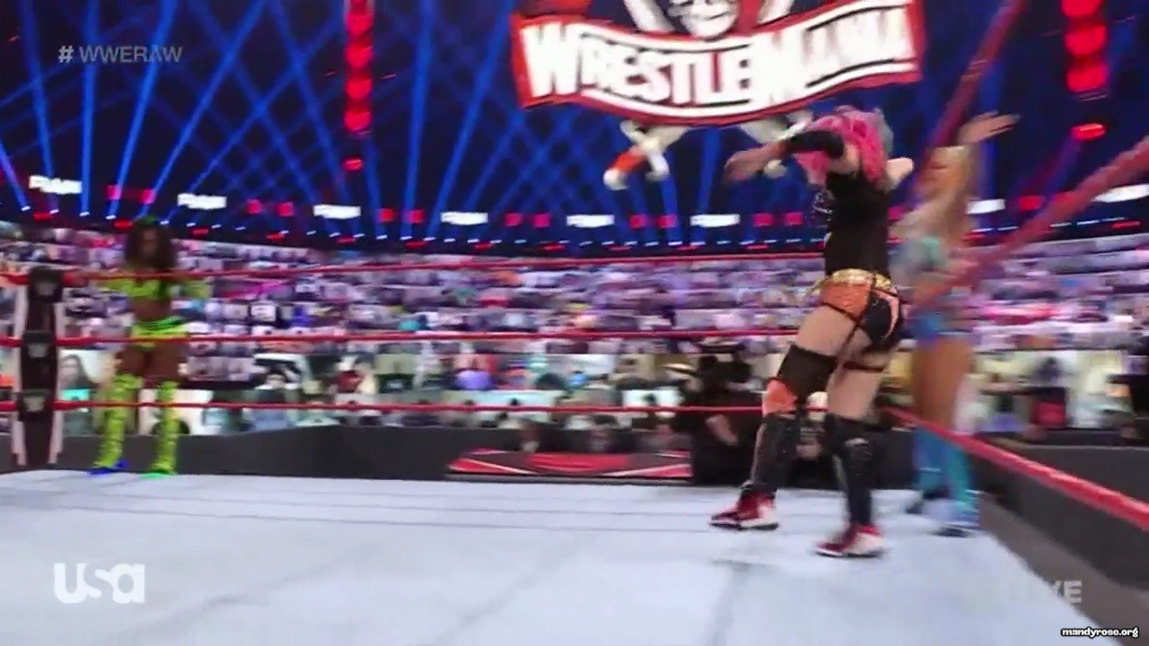 WWE_Monday_Night_Raw_2021_02_01_720p_HDTV_x264-NWCHD_mp40218.jpg