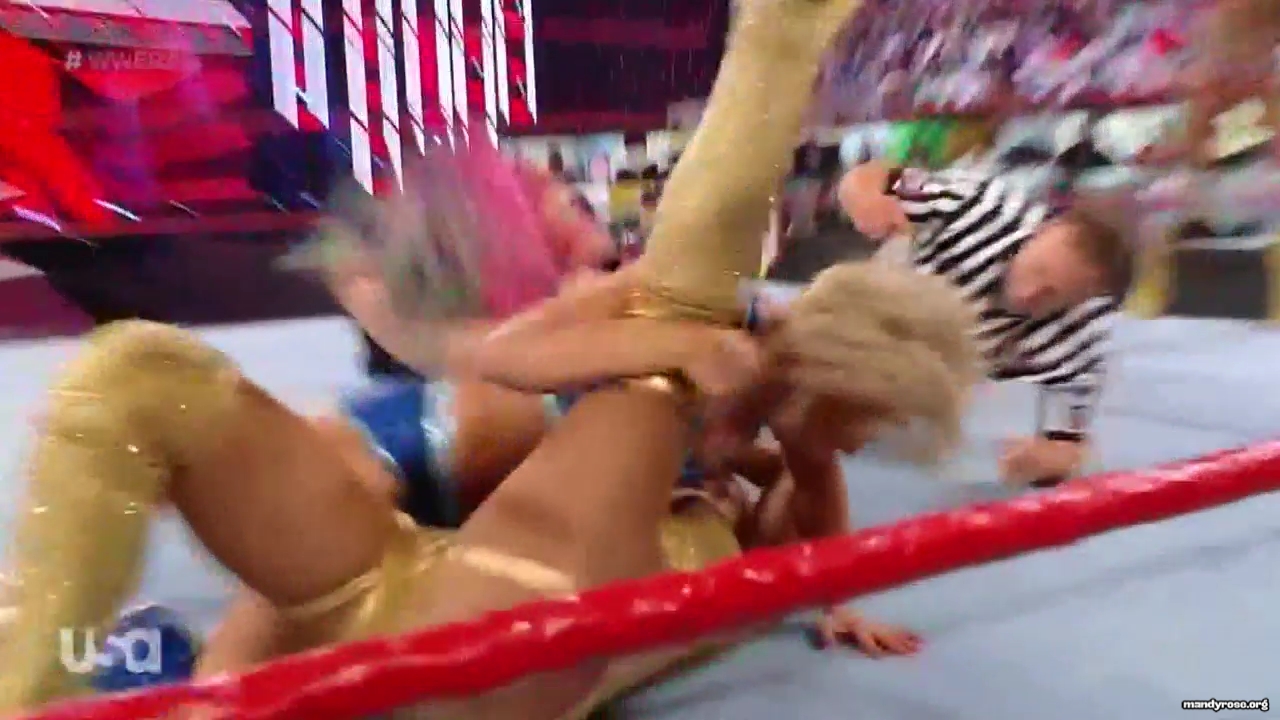 WWE_Monday_Night_Raw_2021_02_01_720p_HDTV_x264-NWCHD_mp40251.jpg