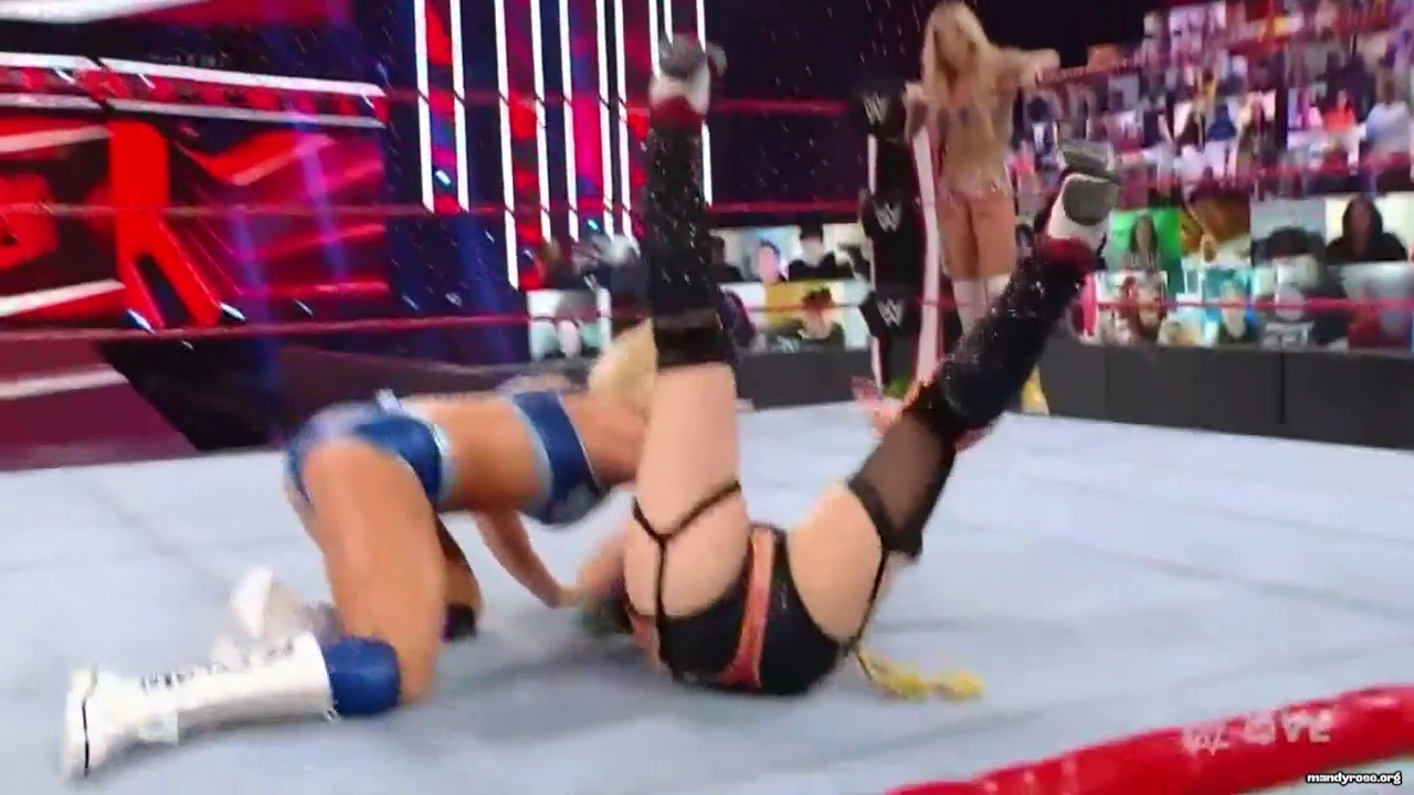 WWE_Monday_Night_Raw_2021_02_01_720p_HDTV_x264-NWCHD_mp40260.jpg