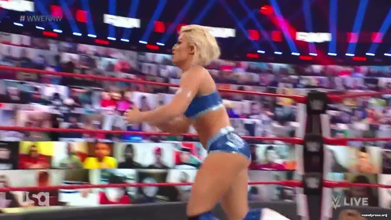 WWE_Monday_Night_Raw_2021_02_01_720p_HDTV_x264-NWCHD_mp40280.jpg