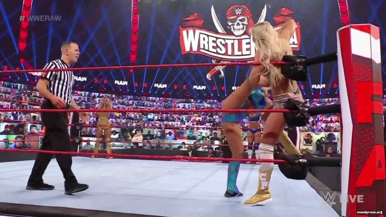 WWE_Monday_Night_Raw_2021_02_01_720p_HDTV_x264-NWCHD_mp40292.jpg