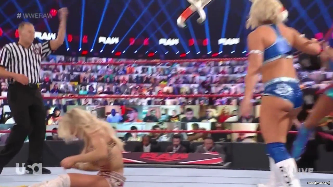 WWE_Monday_Night_Raw_2021_02_01_720p_HDTV_x264-NWCHD_mp40374.jpg