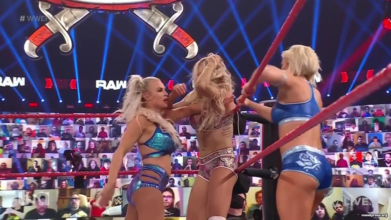 WWE_Monday_Night_Raw_2021_02_01_720p_HDTV_x264-NWCHD_mp40409.jpg