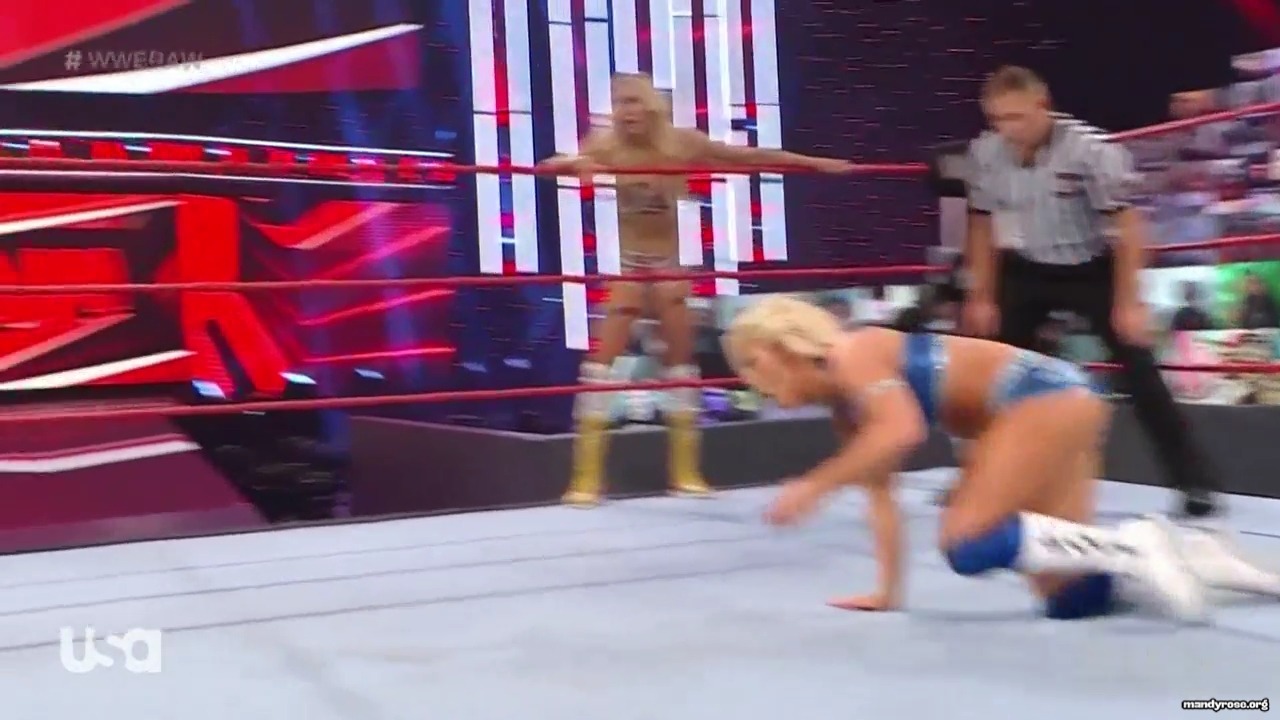 WWE_Monday_Night_Raw_2021_02_01_720p_HDTV_x264-NWCHD_mp40440.jpg