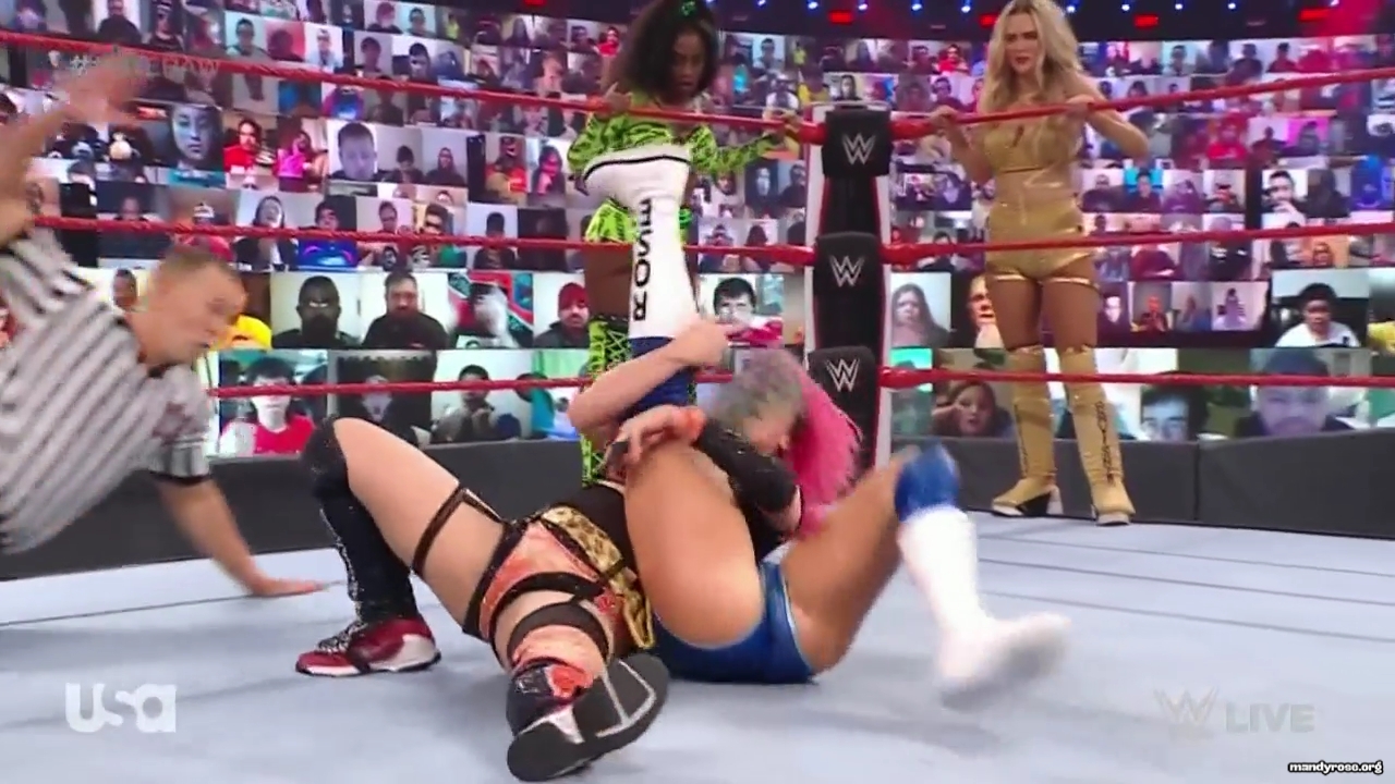 WWE_Monday_Night_Raw_2021_02_01_720p_HDTV_x264-NWCHD_mp40444.jpg