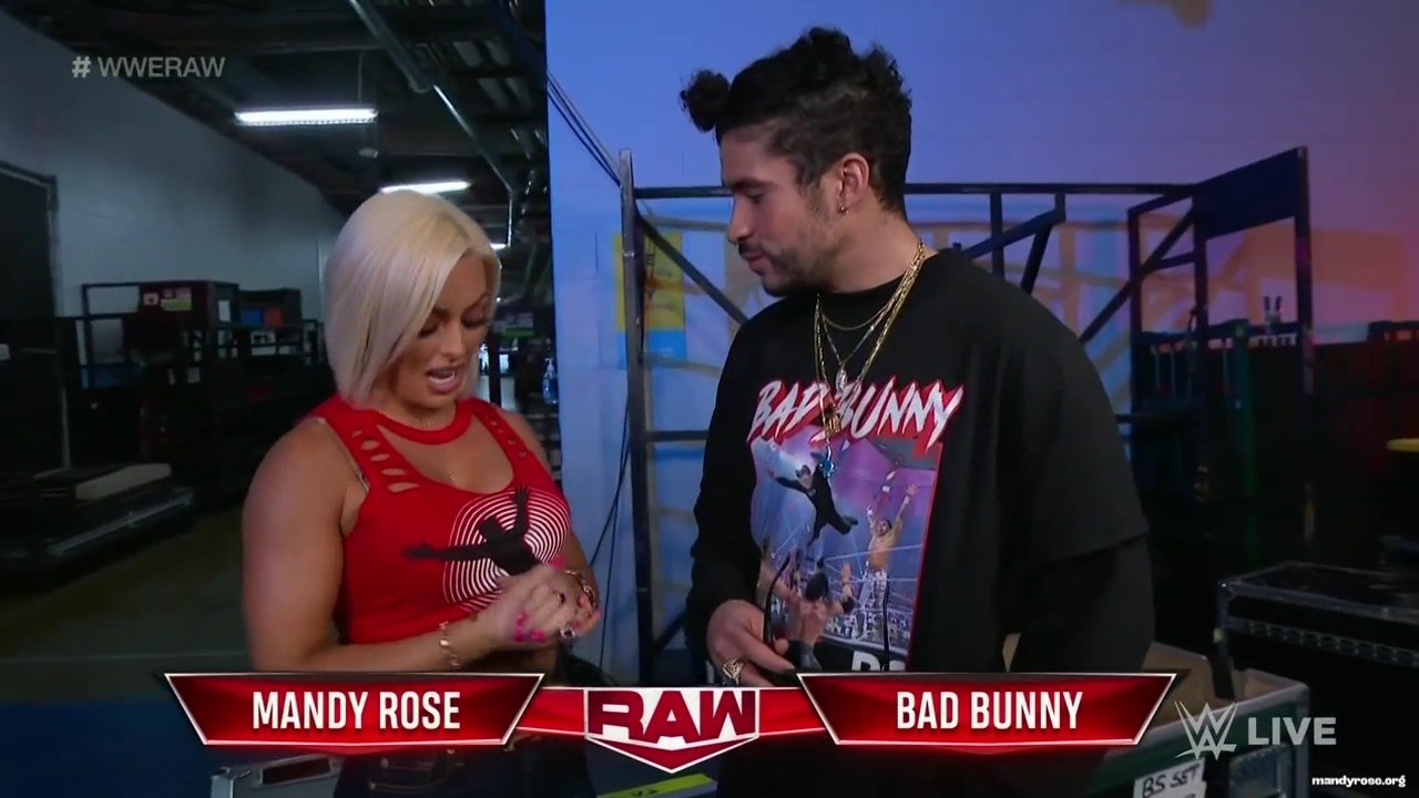 WWE_Monday_Night_Raw_2021_02_15_720p_HDTV_x264-NWCHD_mp40039.jpg