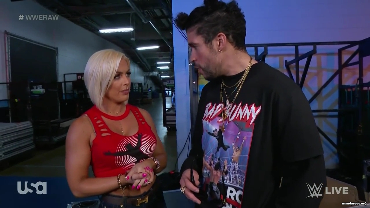 WWE_Monday_Night_Raw_2021_02_15_720p_HDTV_x264-NWCHD_mp40045.jpg