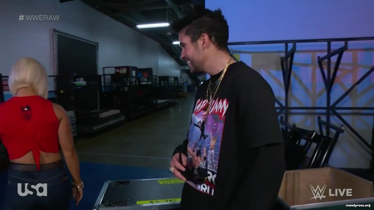 WWE_Monday_Night_Raw_2021_02_15_720p_HDTV_x264-NWCHD_mp40051.jpg