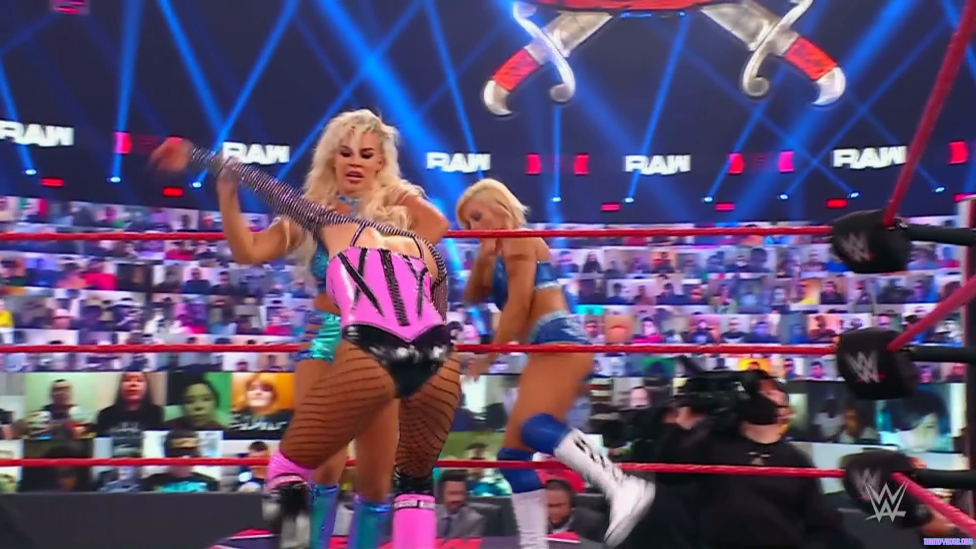 WWE_Monday_Night_Raw_2021_02_22_1080p_HDTV_x264-Star_mkv0066.jpg