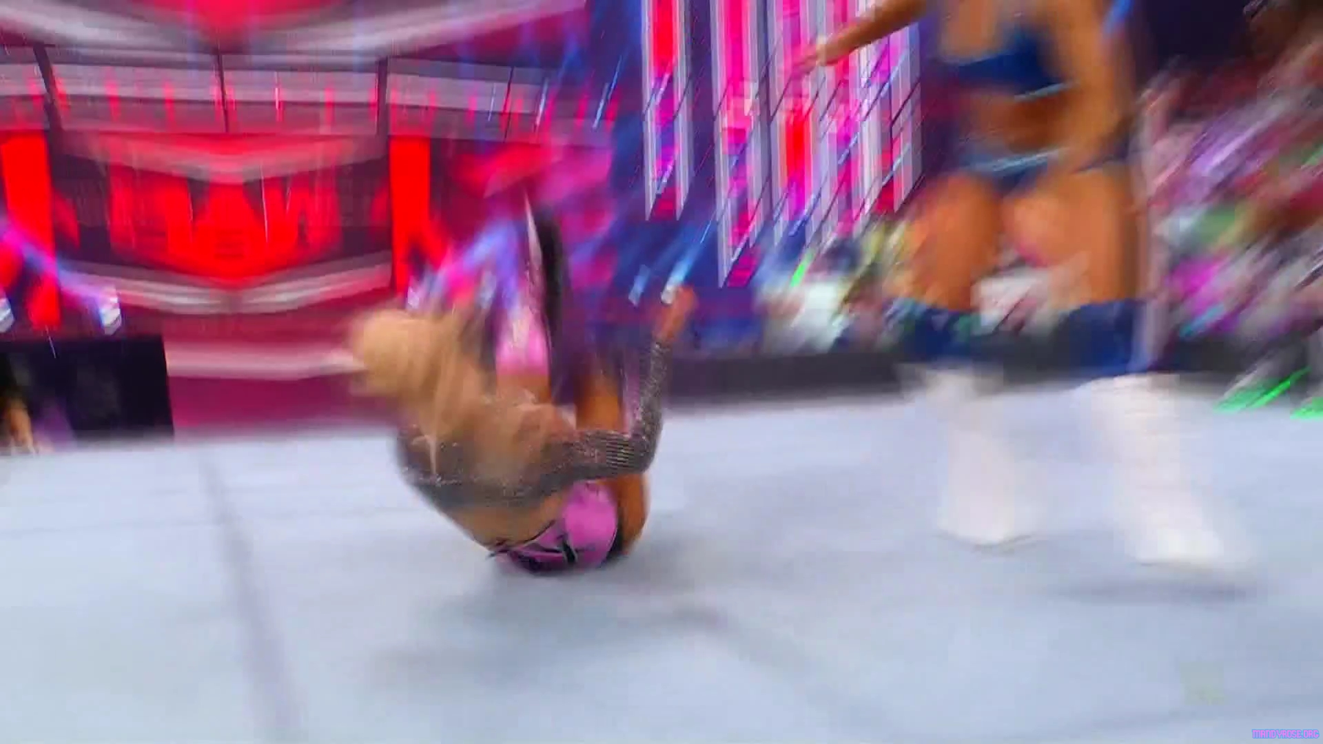 WWE_Monday_Night_Raw_2021_02_22_1080p_HDTV_x264-Star_mkv0071.jpg