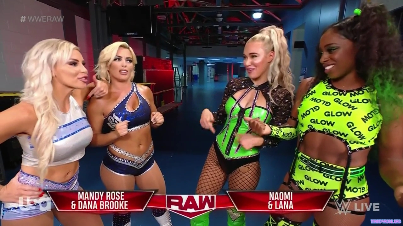 WWE_Monday_Night_Raw_2021_03_15_720p_HDTV_x264-NWCHD_mp40034.jpg