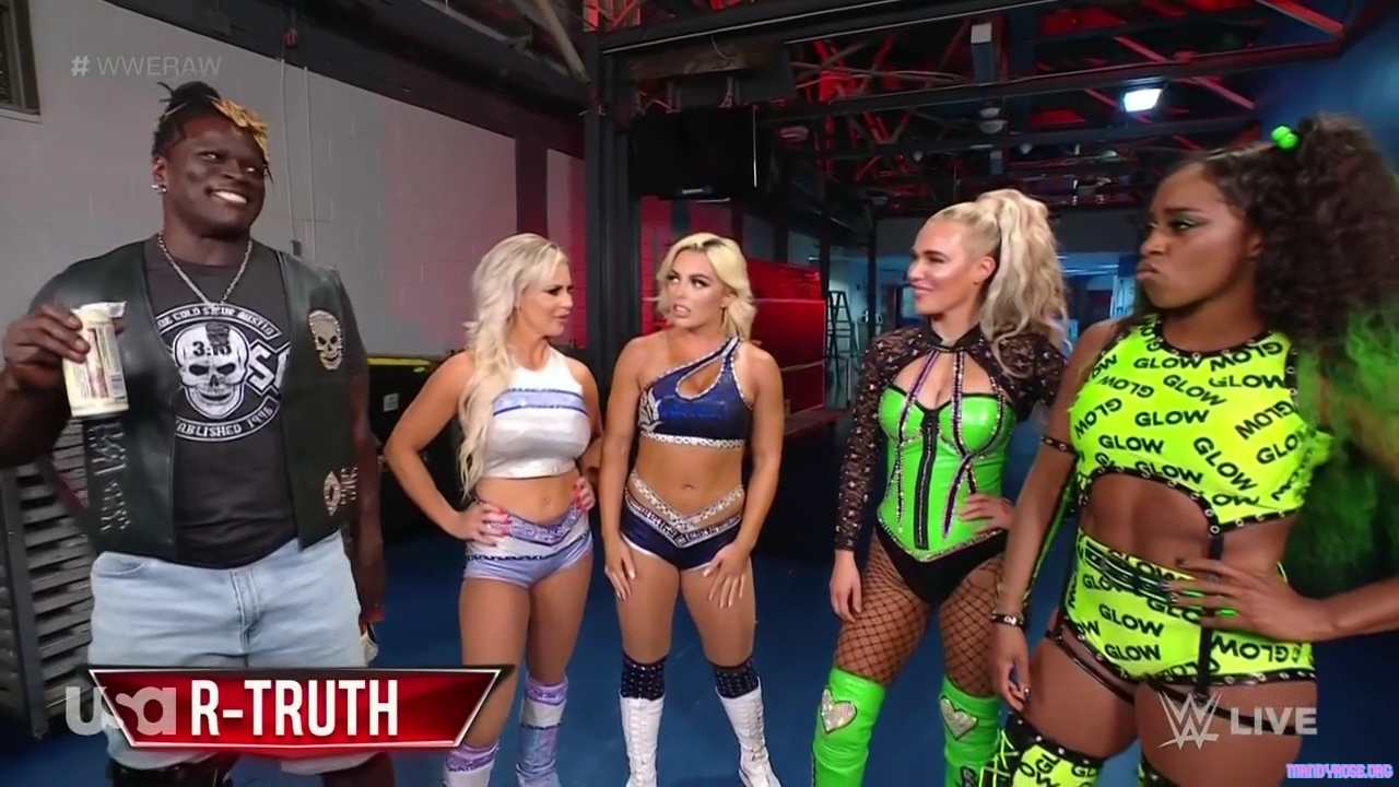 WWE_Monday_Night_Raw_2021_03_15_720p_HDTV_x264-NWCHD_mp40047.jpg
