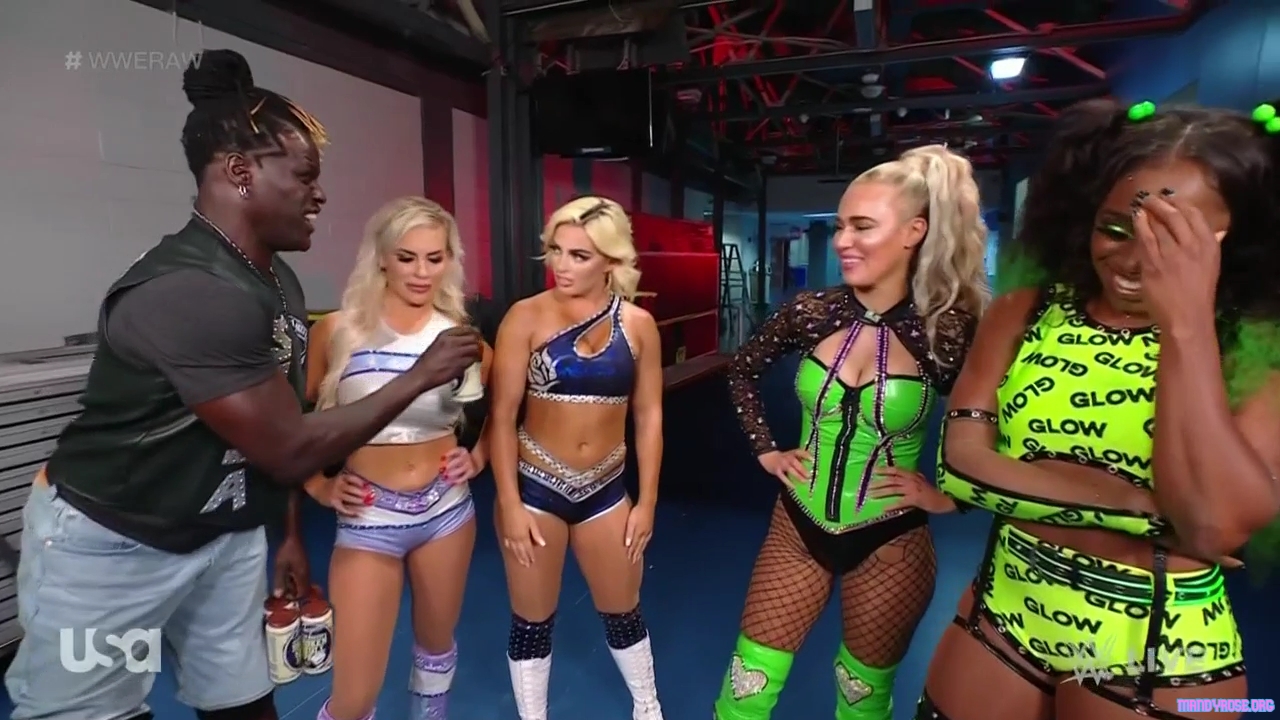 WWE_Monday_Night_Raw_2021_03_15_720p_HDTV_x264-NWCHD_mp40061.jpg