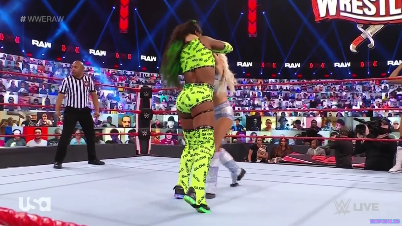 WWE_Monday_Night_Raw_2021_03_15_720p_HDTV_x264-NWCHD_mp40228.jpg