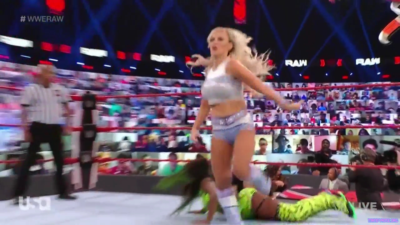 WWE_Monday_Night_Raw_2021_03_15_720p_HDTV_x264-NWCHD_mp40238.jpg