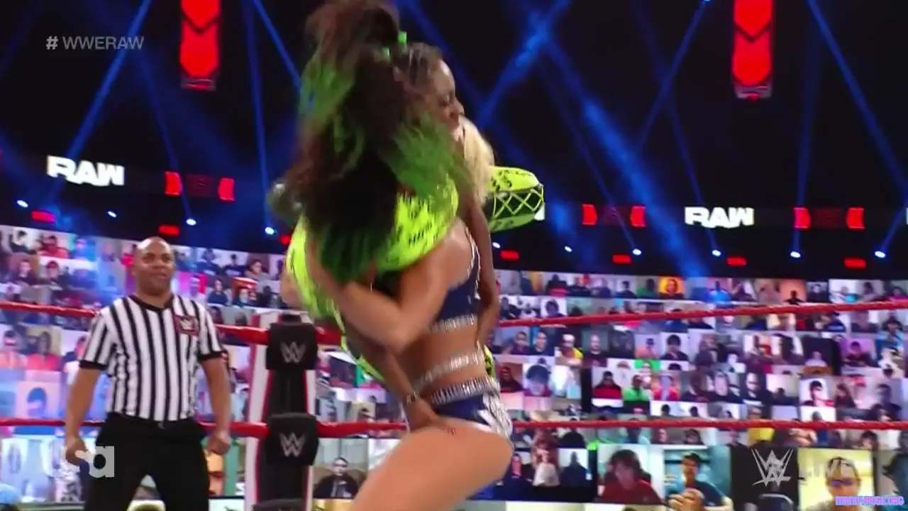 WWE_Monday_Night_Raw_2021_03_15_720p_HDTV_x264-NWCHD_mp40255.jpg