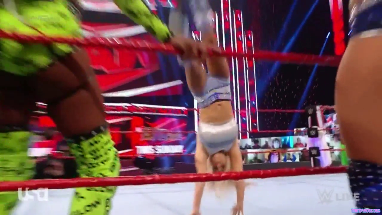 WWE_Monday_Night_Raw_2021_03_15_720p_HDTV_x264-NWCHD_mp40276.jpg