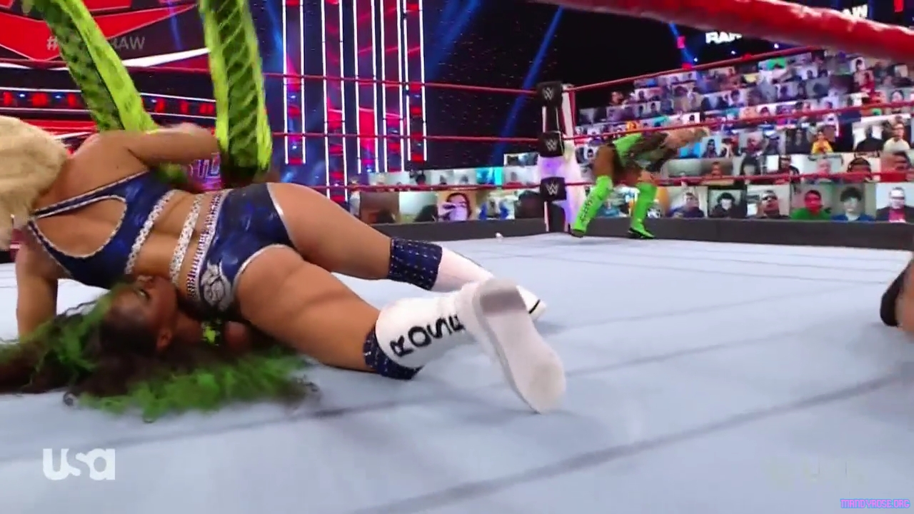 WWE_Monday_Night_Raw_2021_03_15_720p_HDTV_x264-NWCHD_mp40288.jpg