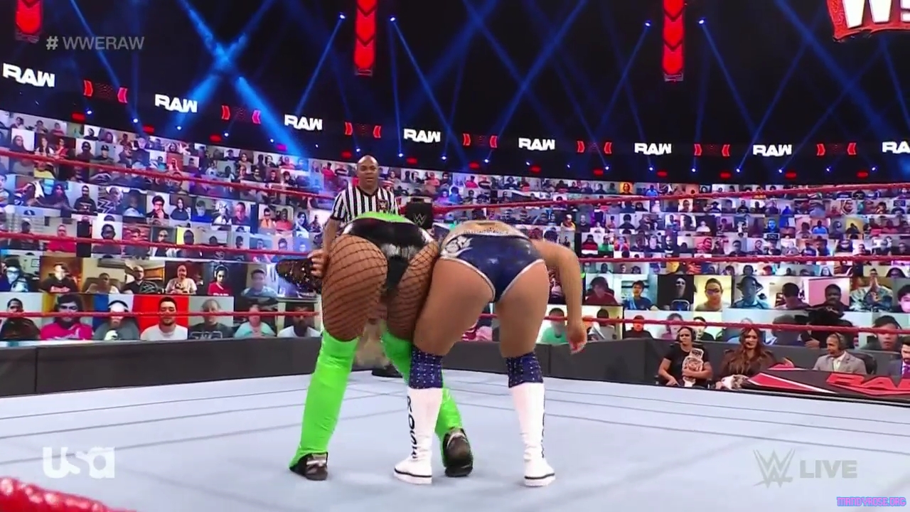 WWE_Monday_Night_Raw_2021_03_15_720p_HDTV_x264-NWCHD_mp40346.jpg