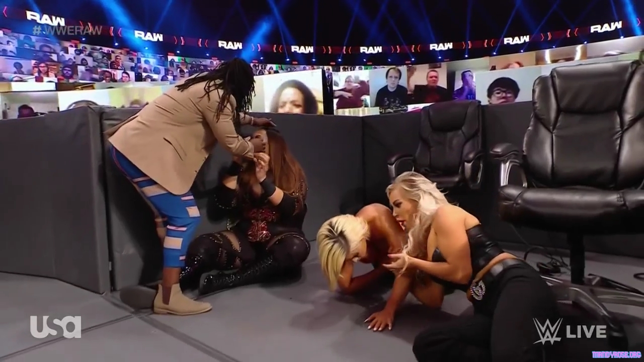 WWE_Monday_Night_Raw_2021_03_29_720p_HDTV_x264-NWCHD_mp40196.jpg