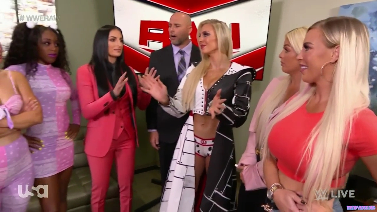 WWE_Monday_Night_Raw_2021_05_17_720p_HDTV_x264-NWCHD_mp40082.jpg