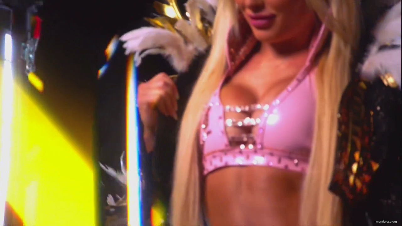 WWE_Monday_Night_Raw_HDTV_2020-09-14_720p_AVCHD-SC-SDH_Part_2_mp40232.jpg
