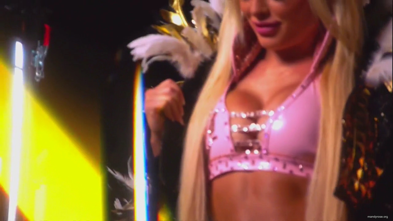 WWE_Monday_Night_Raw_HDTV_2020-09-14_720p_AVCHD-SC-SDH_Part_2_mp40237.jpg