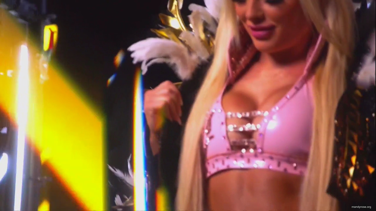 WWE_Monday_Night_Raw_HDTV_2020-09-14_720p_AVCHD-SC-SDH_Part_2_mp40240.jpg