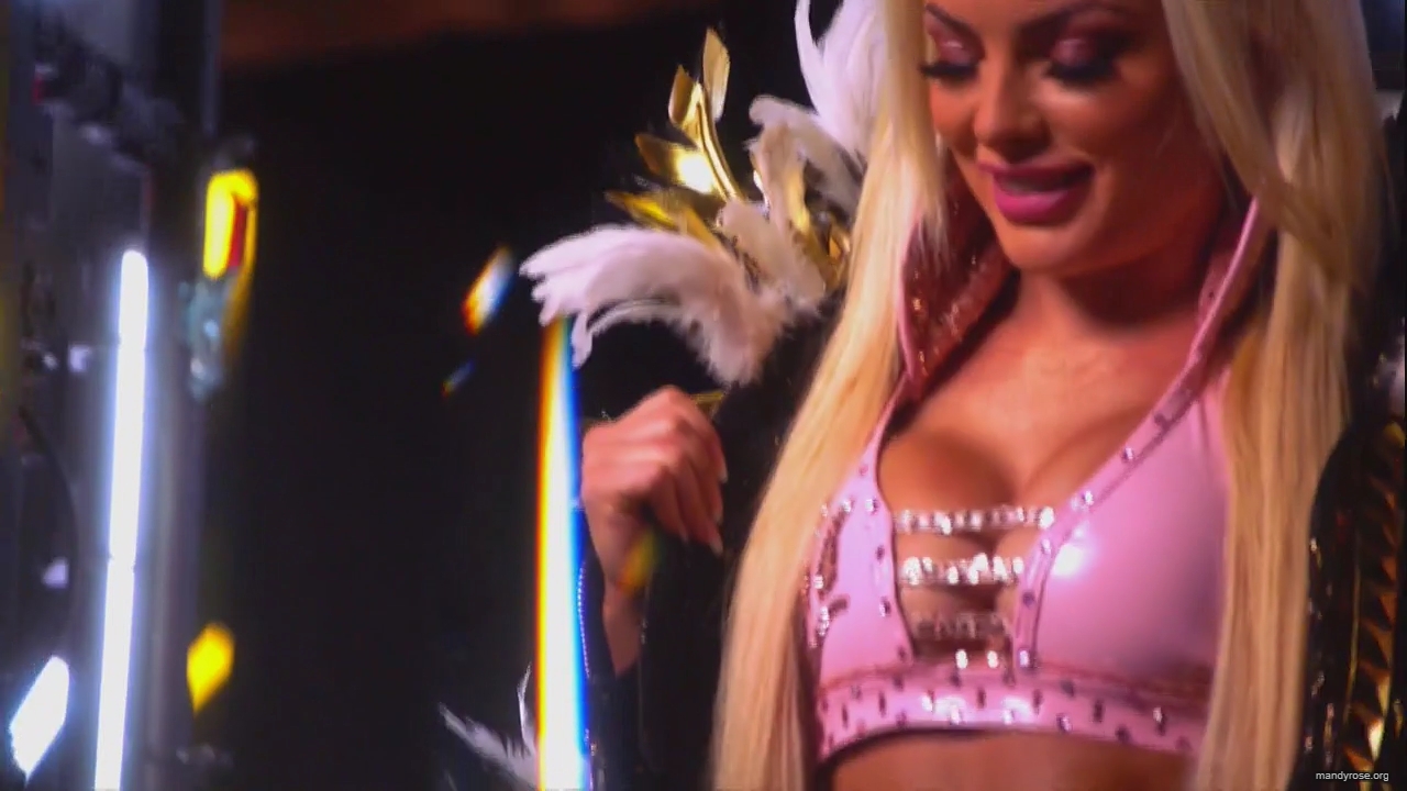 WWE_Monday_Night_Raw_HDTV_2020-09-14_720p_AVCHD-SC-SDH_Part_2_mp40252.jpg