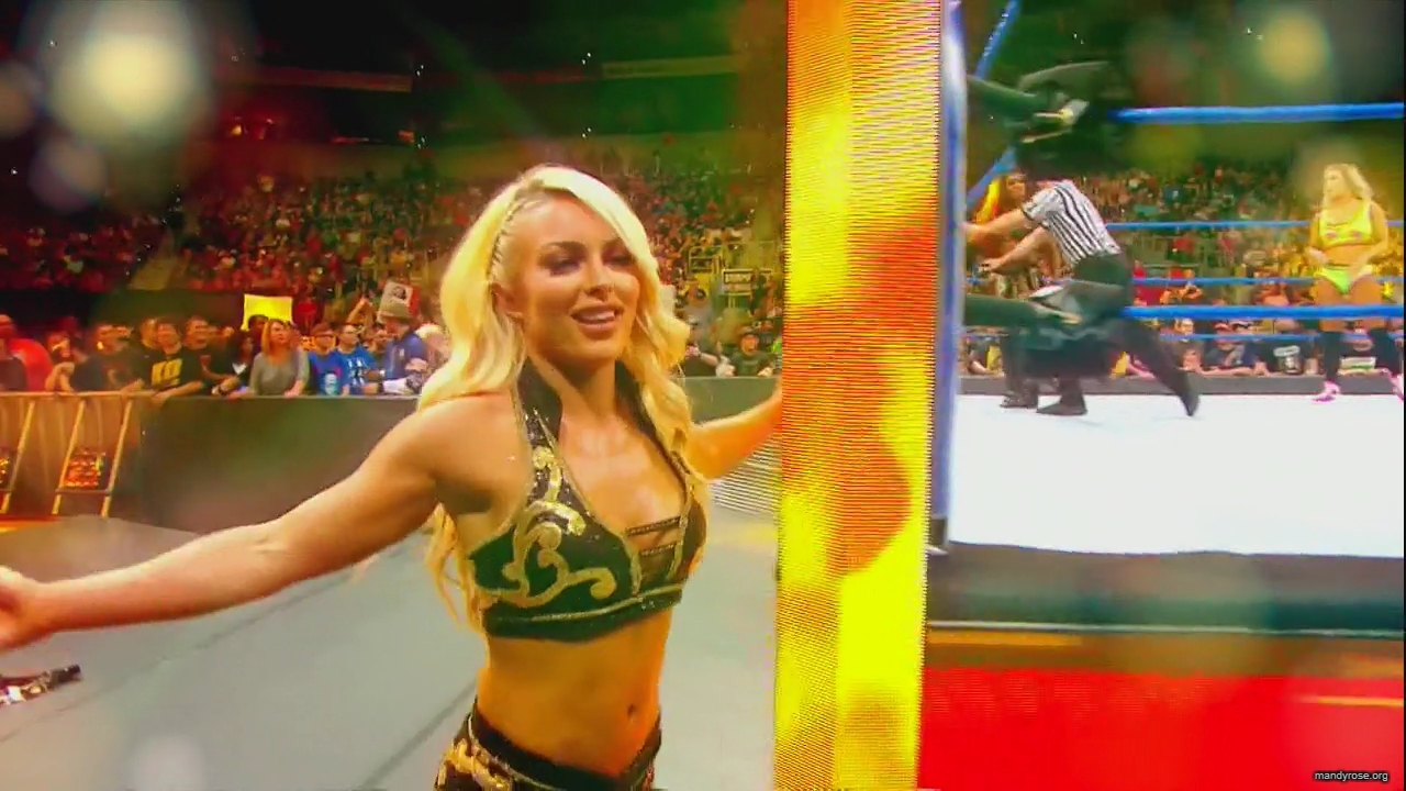 WWE_Monday_Night_Raw_HDTV_2020-09-14_720p_AVCHD-SC-SDH_Part_2_mp40373.jpg
