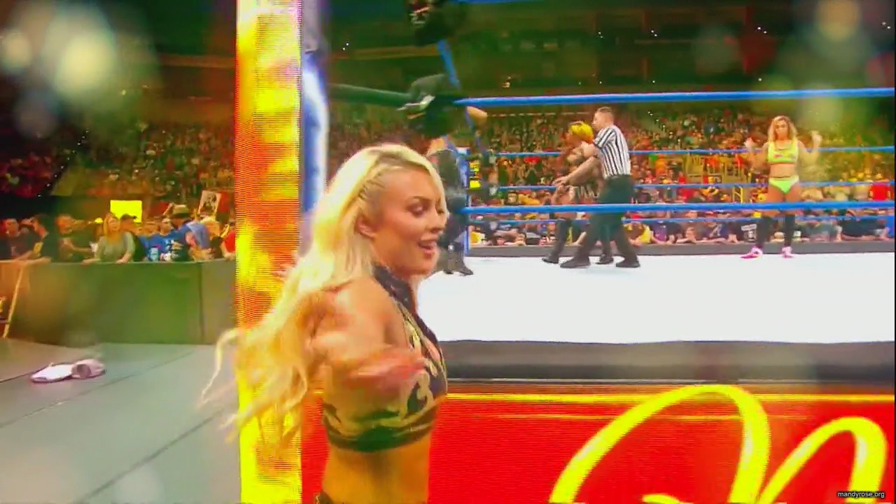 WWE_Monday_Night_Raw_HDTV_2020-09-14_720p_AVCHD-SC-SDH_Part_2_mp40397.jpg