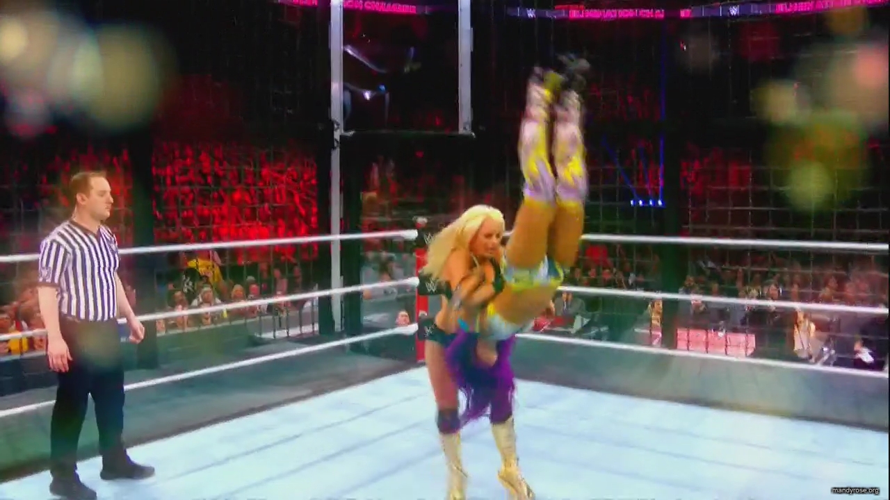 WWE_Monday_Night_Raw_HDTV_2020-09-14_720p_AVCHD-SC-SDH_Part_2_mp40418.jpg